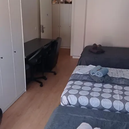 Homestay Desayuno Y Parking,ronda
