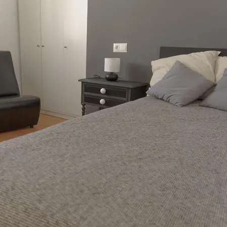 Desayuno Y Parking,ronda Homestay