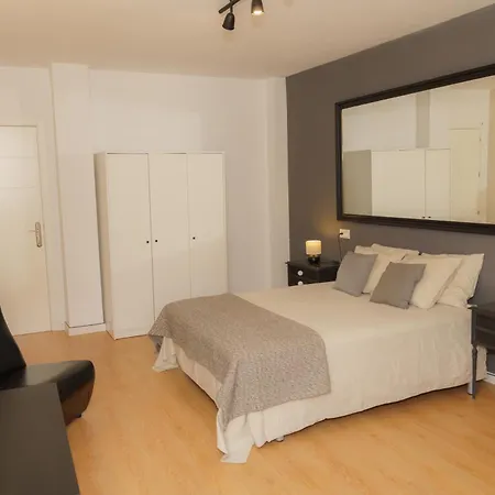 Homestay Desayuno Y Parking,ronda